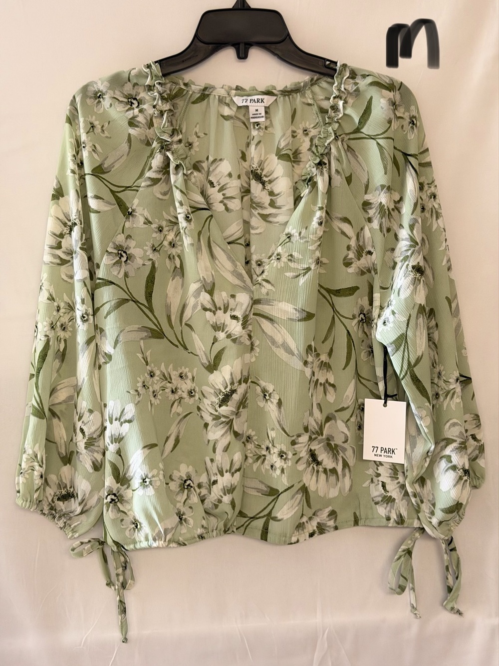 77 Park Sage Green Floral Tie-Detail Blouse